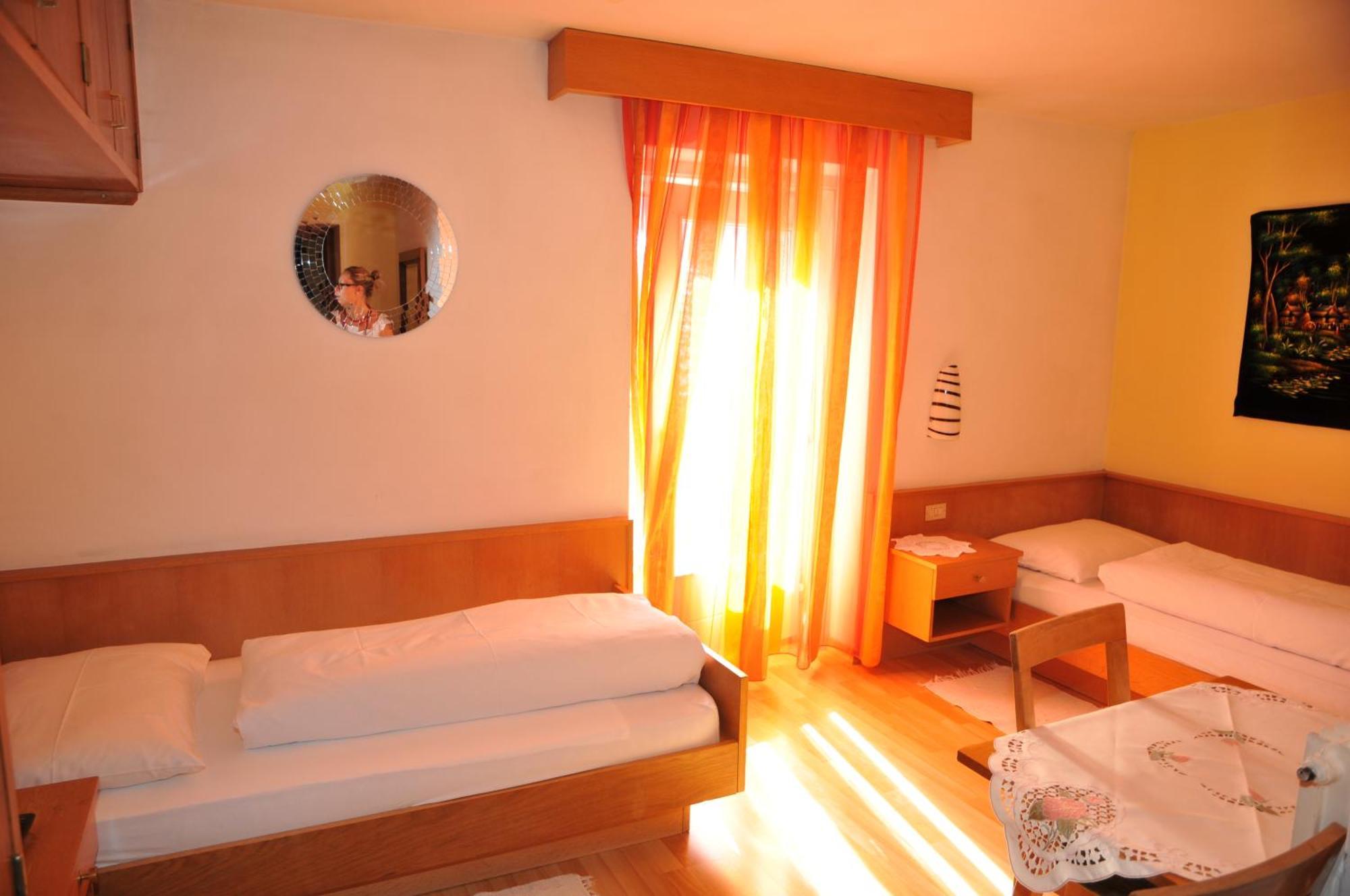 Chalet Madrisa Corvara In Badia Eksteriør bilde