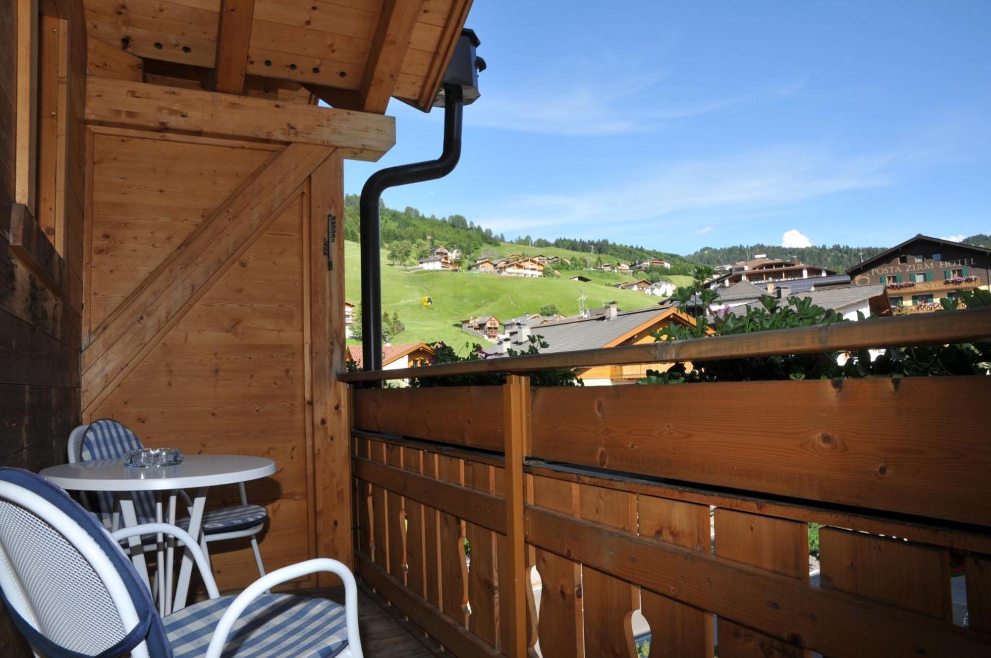 Chalet Madrisa Corvara In Badia Eksteriør bilde
