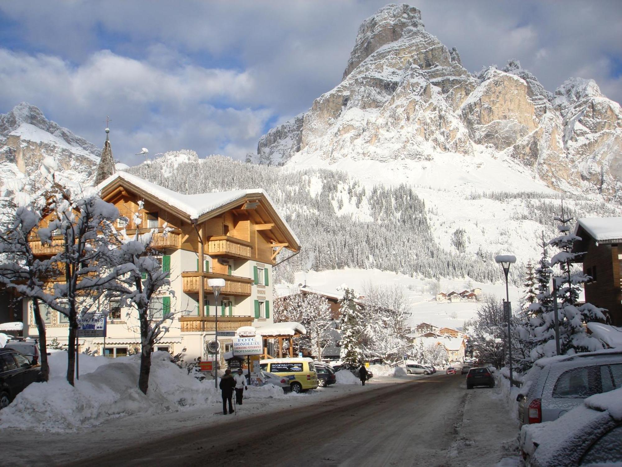Chalet Madrisa Corvara In Badia Eksteriør bilde