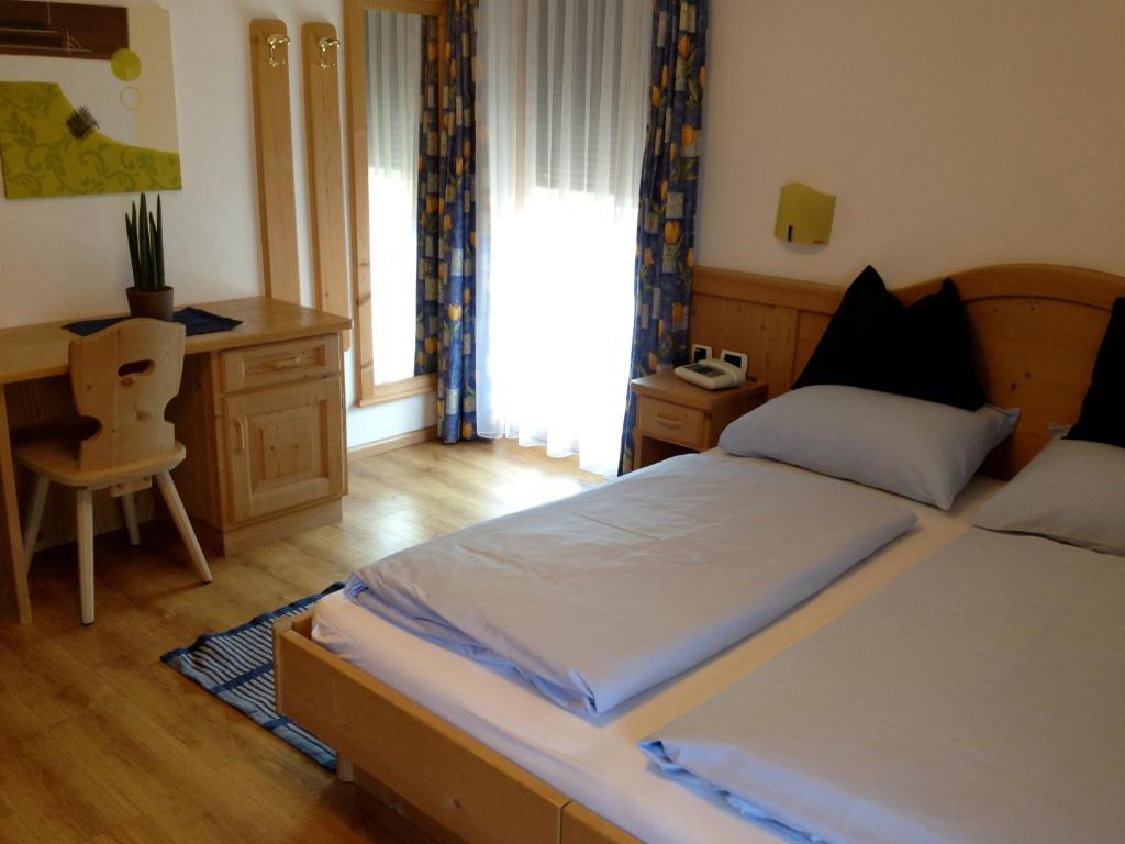 Chalet Madrisa Corvara In Badia Eksteriør bilde