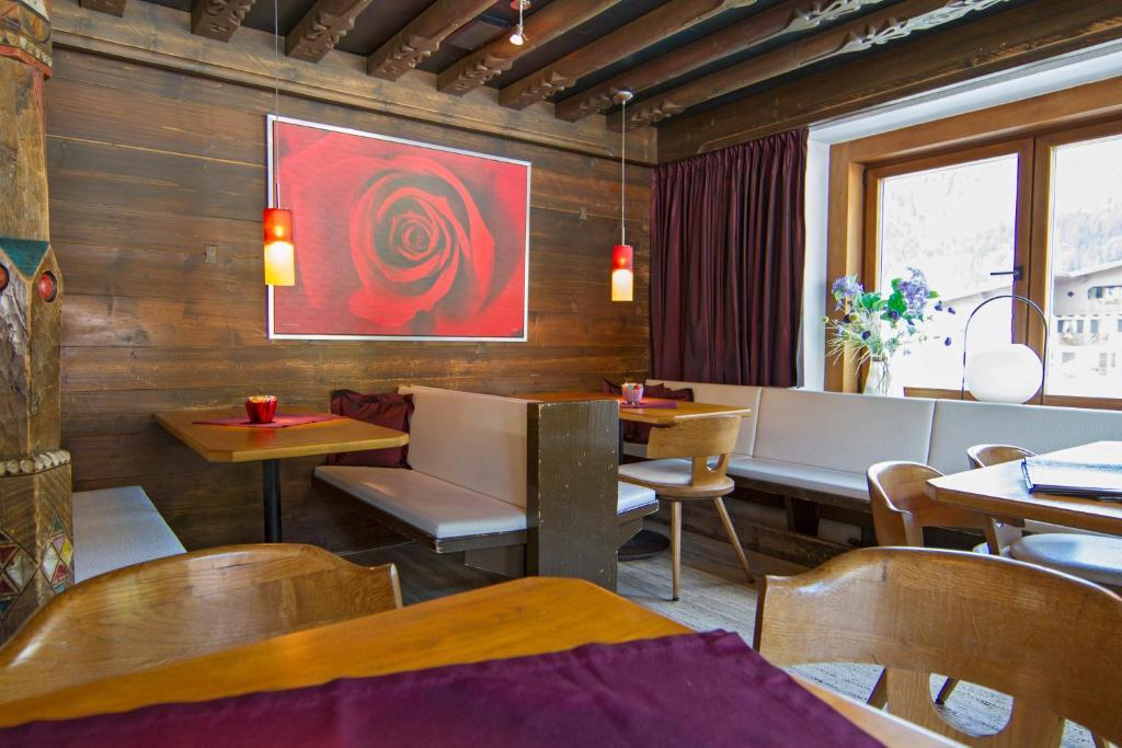 Chalet Madrisa Corvara In Badia Eksteriør bilde