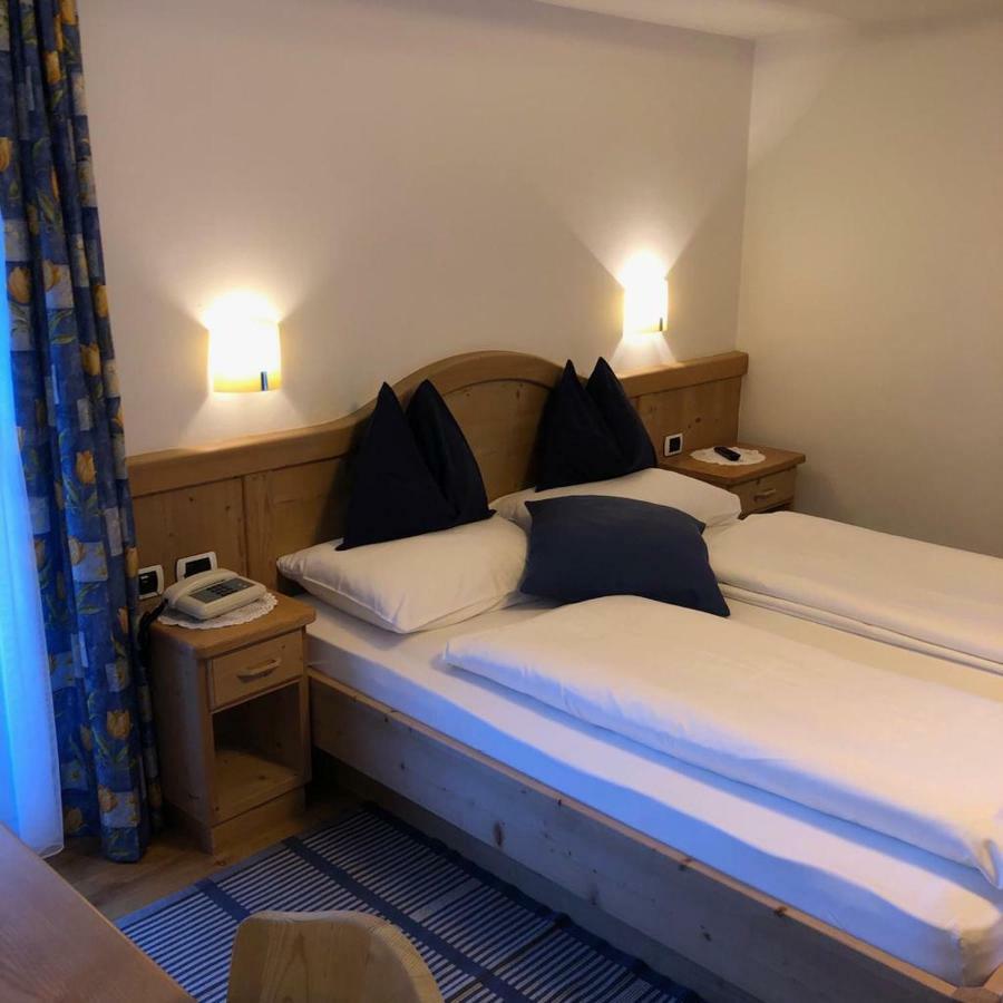 Chalet Madrisa Corvara In Badia Eksteriør bilde